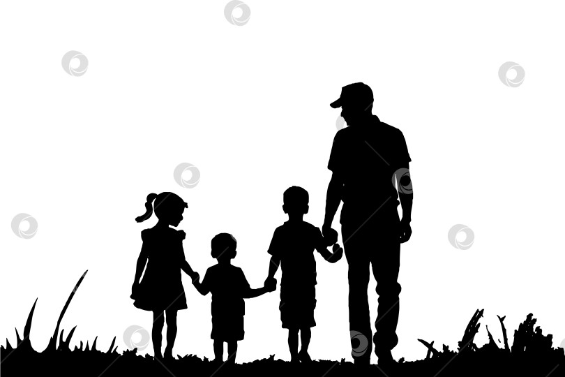 Скачать в день отцов мужчина и трое детей гуляют вместе в поле фотосток Ozero
