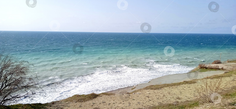 Скачать Мягкая морская волна на песчаном пляже фотосток Ozero