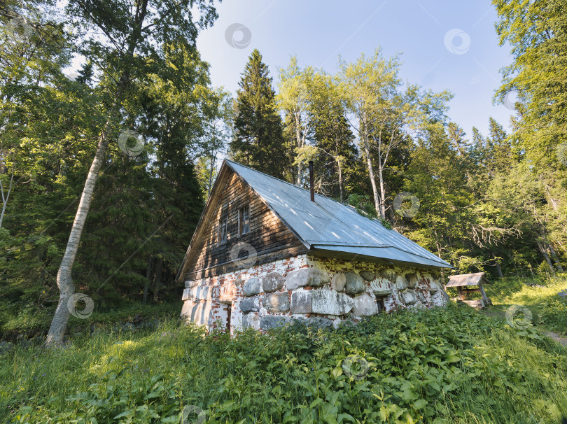 Скачать Баня из валунов  на Соловецком острове. фотосток Ozero