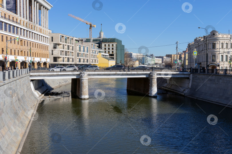 Скачать Чугунный мост, Москва. фотосток Ozero