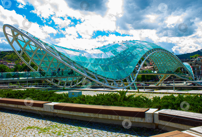 Скачать Мост Мира в Тбилиси фотосток Ozero