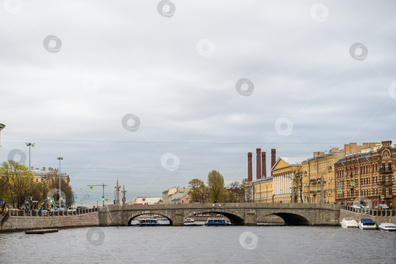 Скачать Санкт-Петербург, Россия, май 2024 года: Старинные дворцы и мосты Санкт-Петербурга, вид с реки фотосток Ozero
