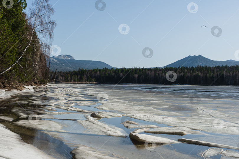 Скачать Ледоход фотосток Ozero