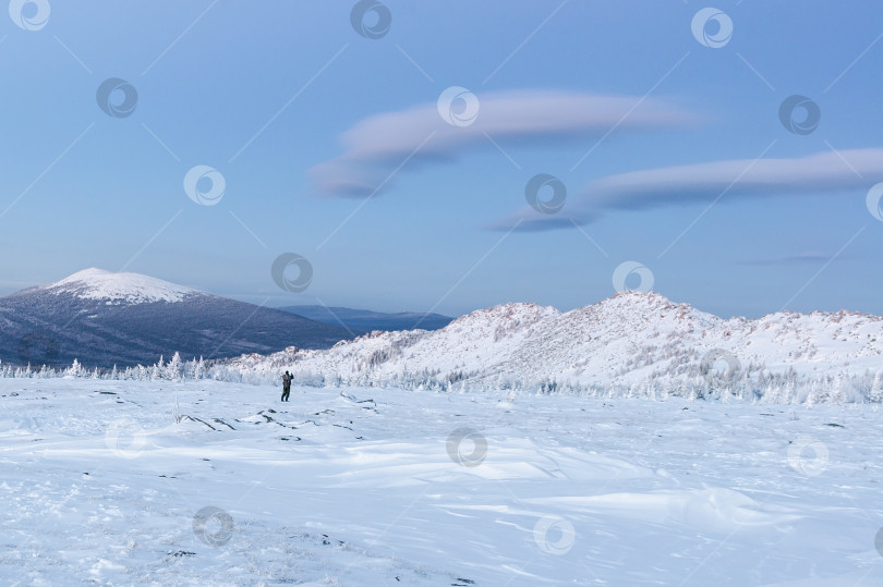 Скачать Неопознанные облака фотосток Ozero