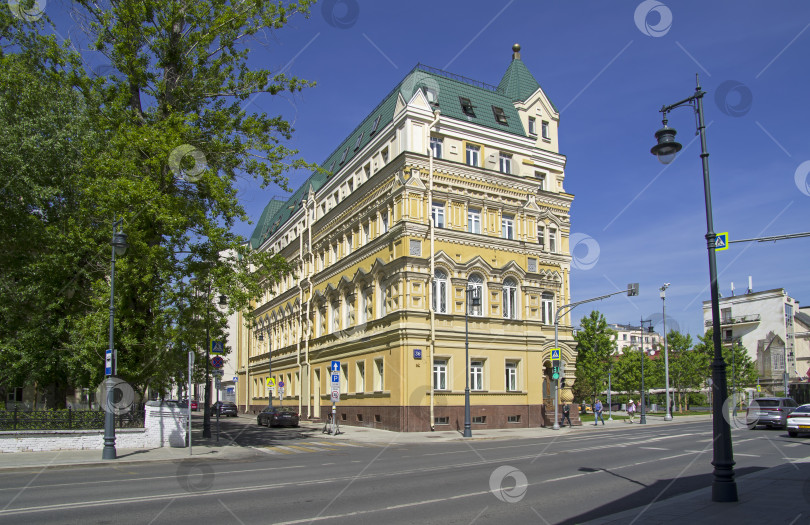 Скачать Старинный дом в центре Москвы. фотосток Ozero