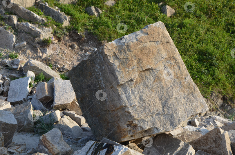 Скачать камень куб фотосток Ozero