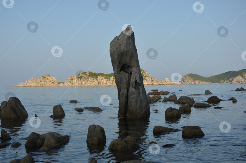 Скачать кекур в море фотосток Ozero