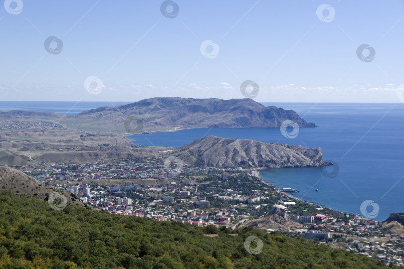 Скачать Вид со склона горы на море. Крым. фотосток Ozero