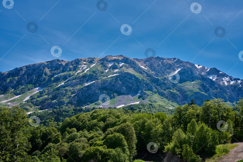 Скачать Гора Пшеха-Су. Адыгея. Краснодарский край фотосток Ozero