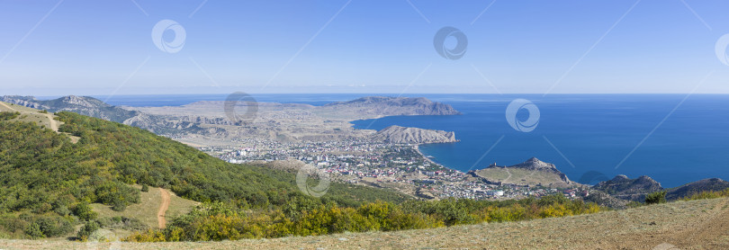 Скачать Панорама Черноморского побережья Крыма. фотосток Ozero