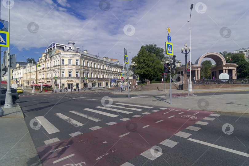 Скачать Площадь Пречистенских ворот в Москве. фотосток Ozero