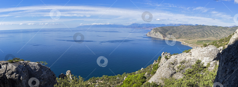 Скачать Панорама Черноморского побережья Крыма. фотосток Ozero