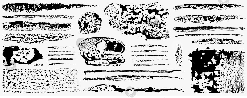 Скачать Векторная коллекция художественной шероховатой черной краски ручной работы, выполненной творческим мазком кисти. Влажные пятна с каплями. Размазанная грязь, выделенная на белом фоне фотосток Ozero