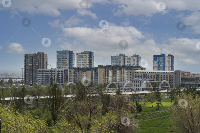 Скачать Вид сверху на современные дома Волгограда. фотосток Ozero