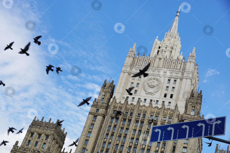 Скачать Здание МИД РФ на Смоленской площади.
10 июля 2024.
Москва, Россия. фотосток Ozero