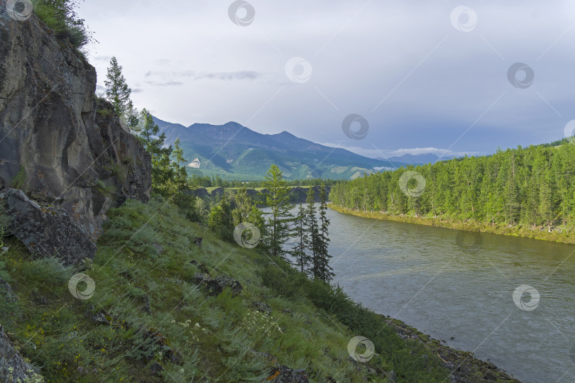 Скачать Высокие крутые берега реки. Сибирь. фотосток Ozero