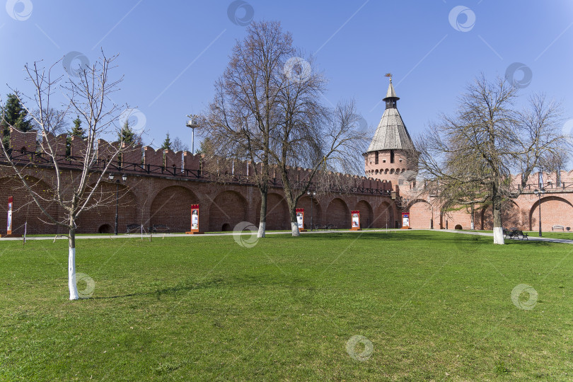 Скачать Внутри стен Тульского кремля, Россия. фотосток Ozero