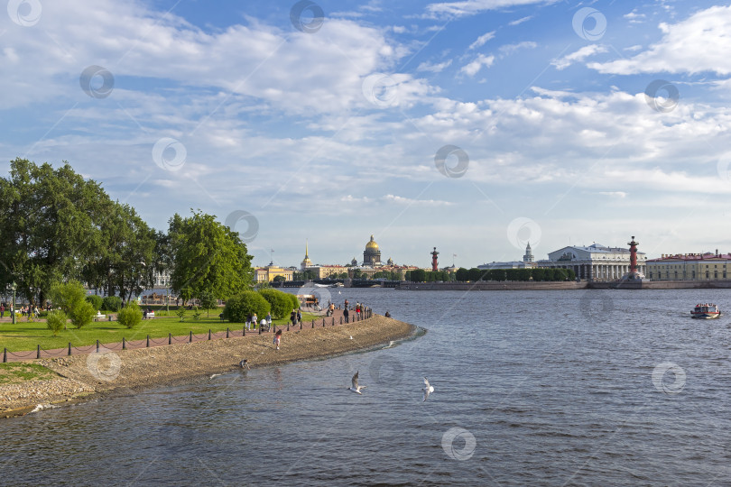 Скачать Вид на стрелку Васильевского острова. Санкт-Петербург, Россия. фотосток Ozero