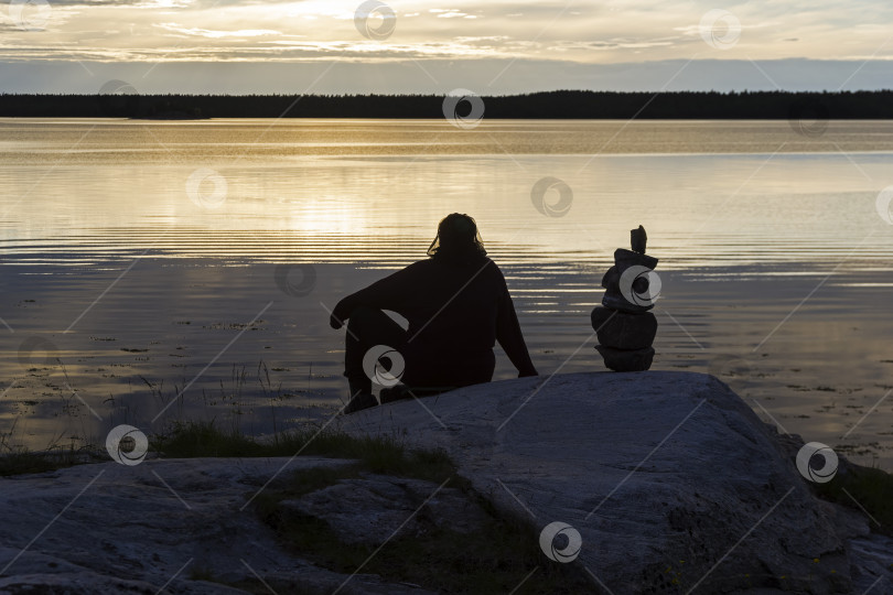 Скачать Вечер на берегу Белого моря. фотосток Ozero