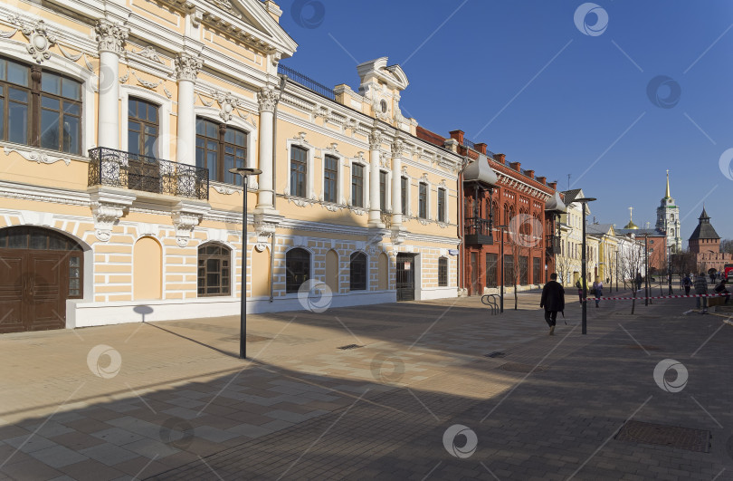 Скачать Пешеходная улица в центре Тулы, Россия фотосток Ozero