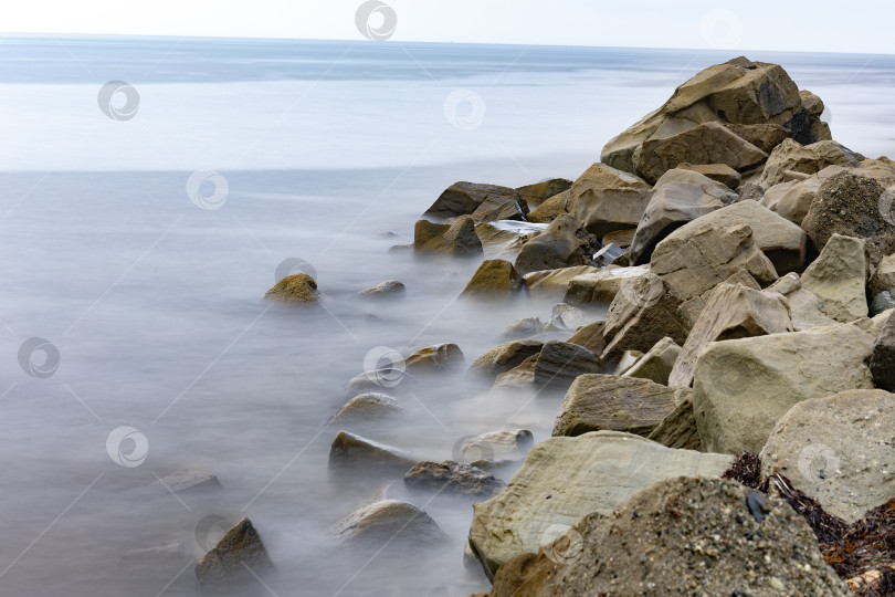 Скачать камни на берегу фотосток Ozero