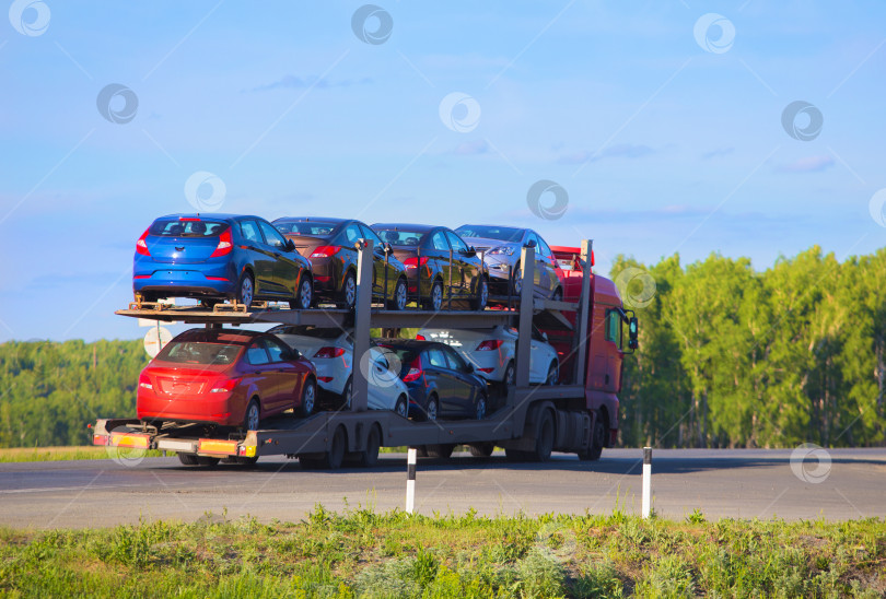 Скачать перевозка автомобиля на полуприцепе фотосток Ozero