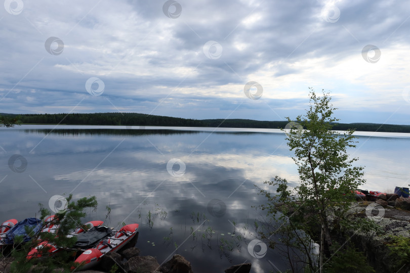 Скачать Белая ночь на озере в Карелии фотосток Ozero