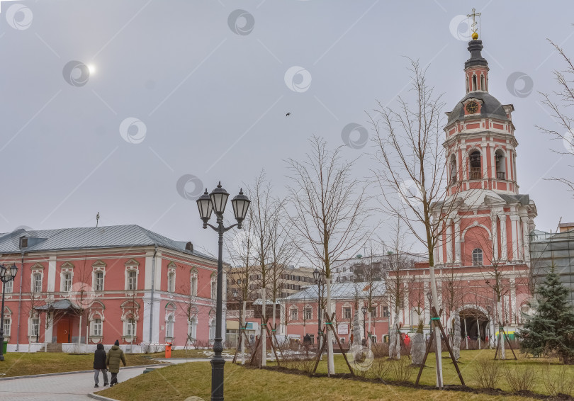 Скачать Москва, Россия - 01 марта 2020 года: Донской монастырь в Москве фотосток Ozero