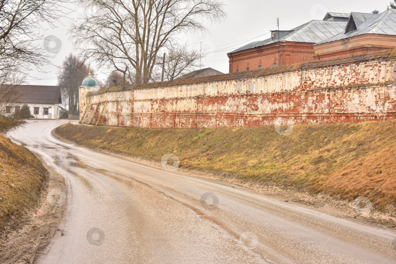 Скачать Суздаль / Россия - 08 марта 2020 года: Часовня основания монастыря фотосток Ozero