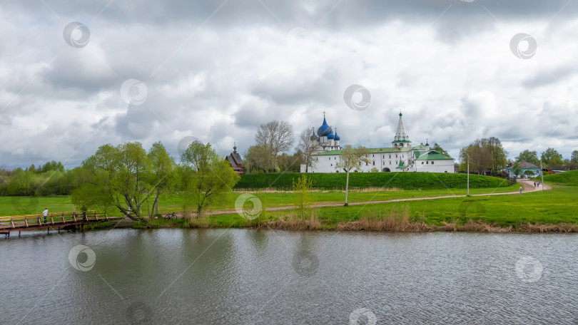 Скачать Суздальский кремль, панорамный вид. фотосток Ozero