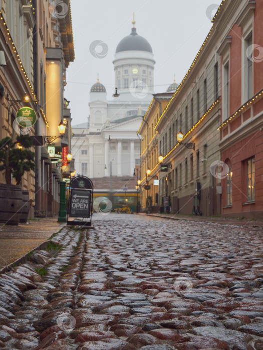 Скачать Туманный осенний Хельсинки. фотосток Ozero