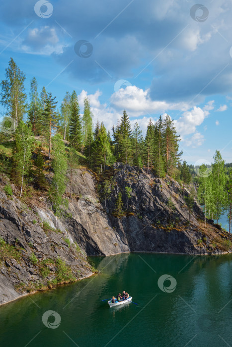 Скачать Парк Рускеала в Карелии. фотосток Ozero