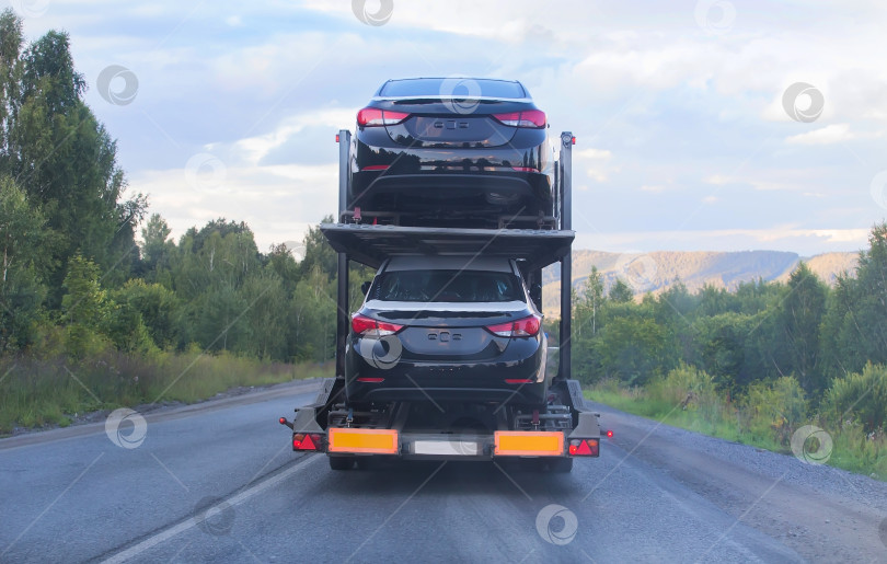 Скачать перевозка автомобиля на полуприцепе фотосток Ozero