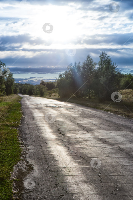 Скачать закат над загородным шоссе фотосток Ozero