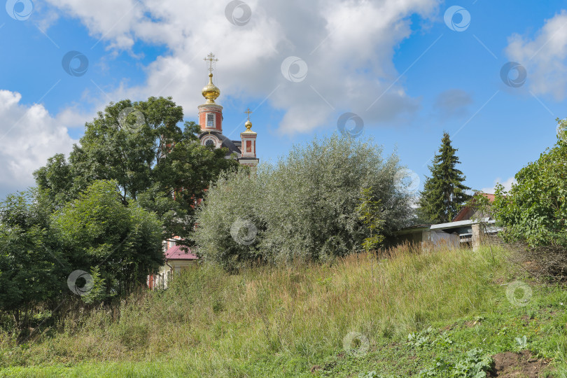 Скачать Типичный городской пейзаж уездного города Торопец. фотосток Ozero