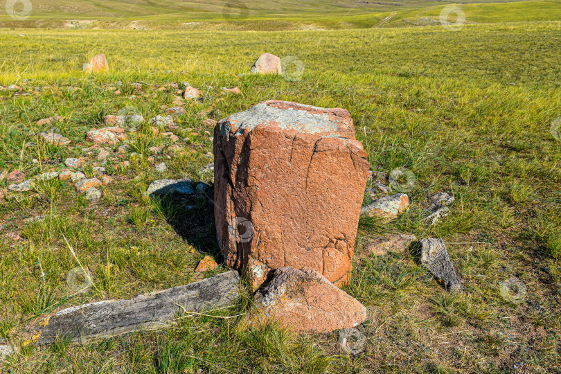 Скачать Менгиры Хакасии фотосток Ozero