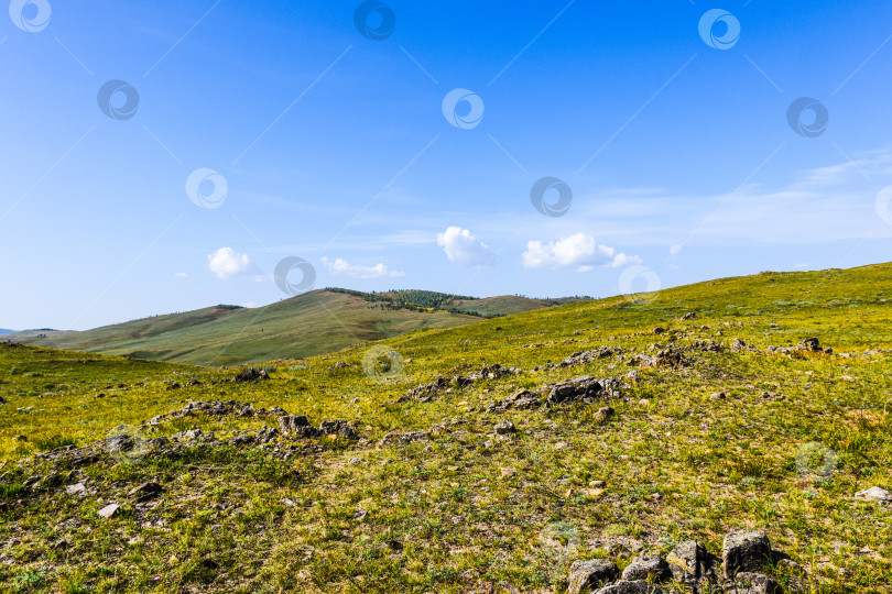 Скачать Древние горы Хакасии. Сахсыр фотосток Ozero