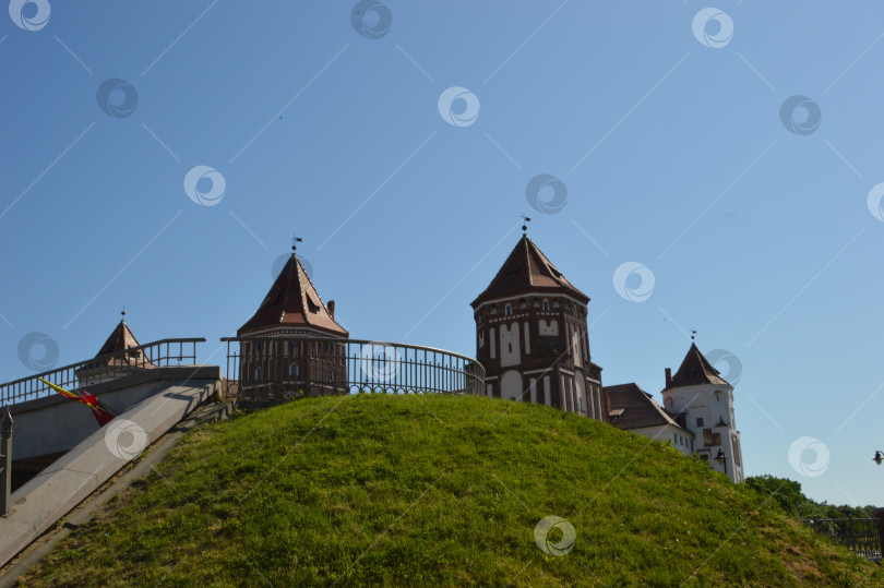 Скачать Мирский замок в Беларуси фотосток Ozero