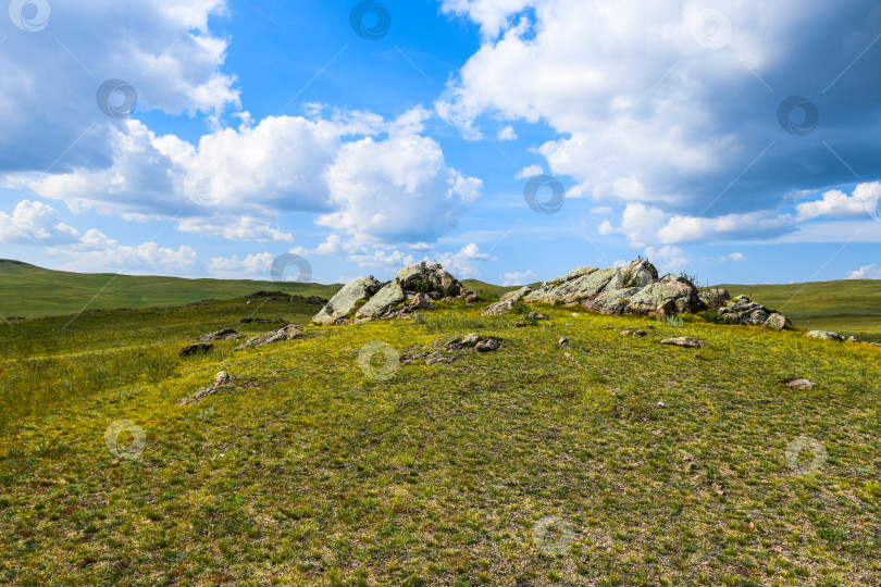 Скачать Древние горы Хакасии. Сахсыр фотосток Ozero