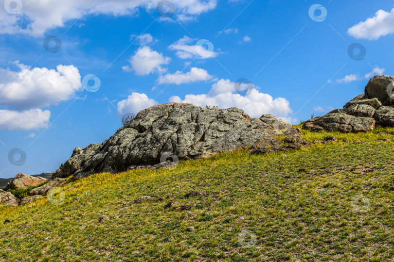 Скачать Древние горы Хакасии. Сахсыр фотосток Ozero