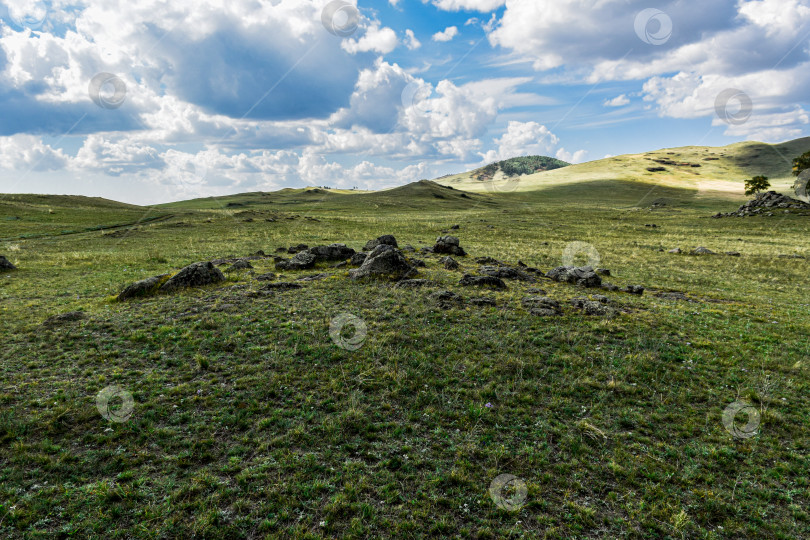 Скачать Древние горы Хакасии. Сахсыр фотосток Ozero