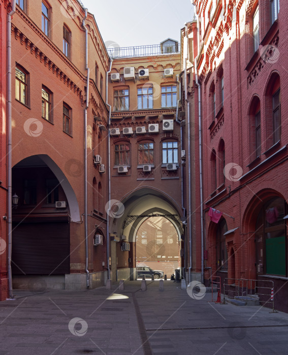 Скачать Старинные здания в центре Москвы. фотосток Ozero