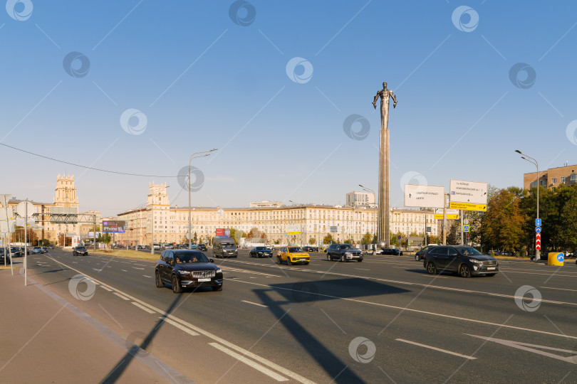 Скачать Площадь Гагарина на Ленинском проспекте в Москве. фотосток Ozero