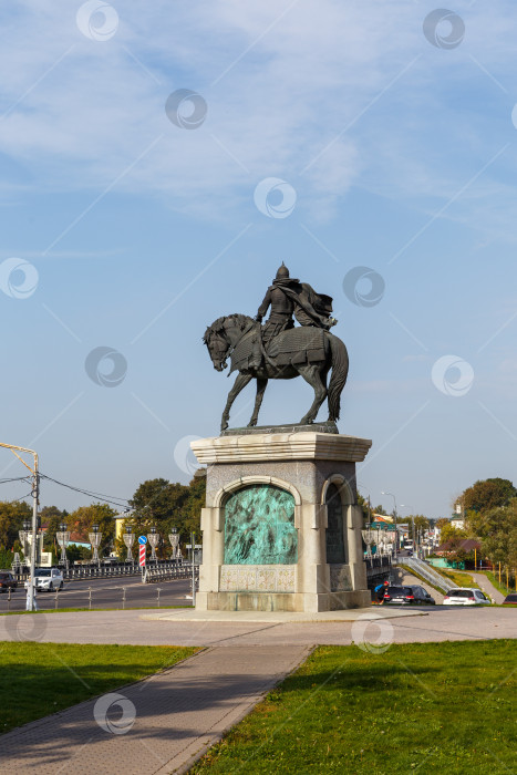 Скачать Коломна, Россия - сентября 10, 2024- Monument to Dmitry Donskoy фотосток Ozero