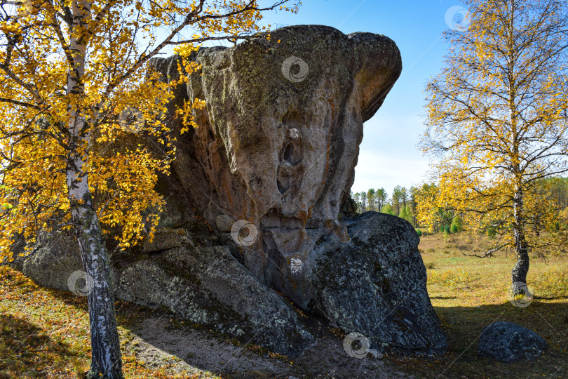 Скачать Древние горы Хакасии. Каменный парк фотосток Ozero