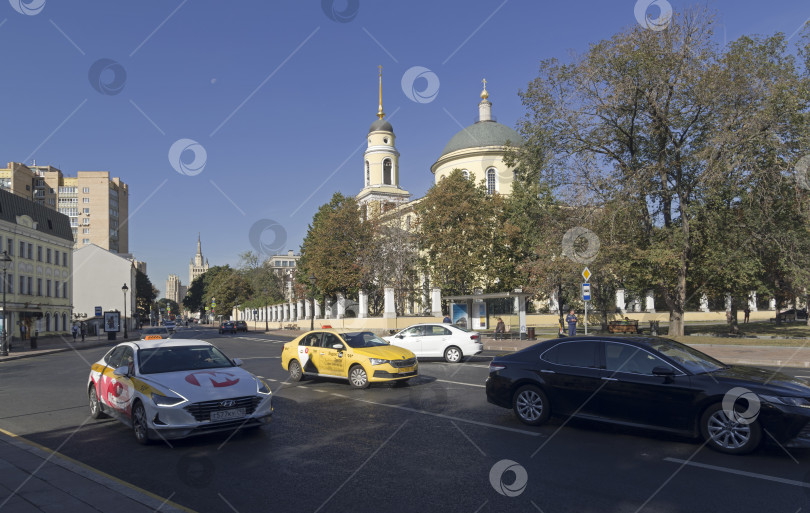 Скачать Старинная православная церковь в центре Москвы. фотосток Ozero