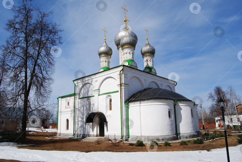 Скачать Россия, Рязань - 12.04.2013. Солотчинский монастырь фотосток Ozero