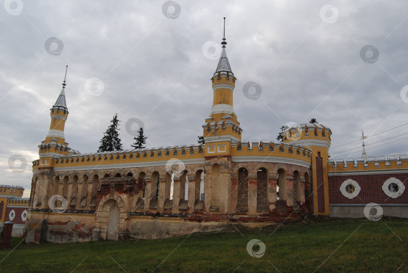 Скачать Россия, Рязань - 10.11.2013, Усадьба фон Дервиза в Кирицах. фотосток Ozero