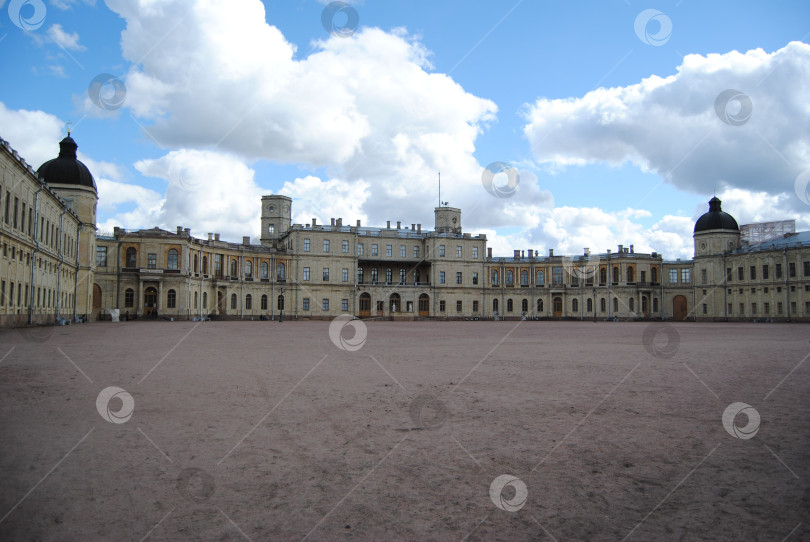 Скачать Гатчина, Россия - 03.05 2014. Большой Гатчинский дворец фотосток Ozero