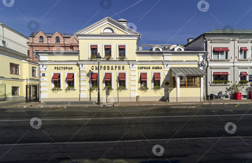 Скачать Старинный особняк в центре Москвы. фотосток Ozero